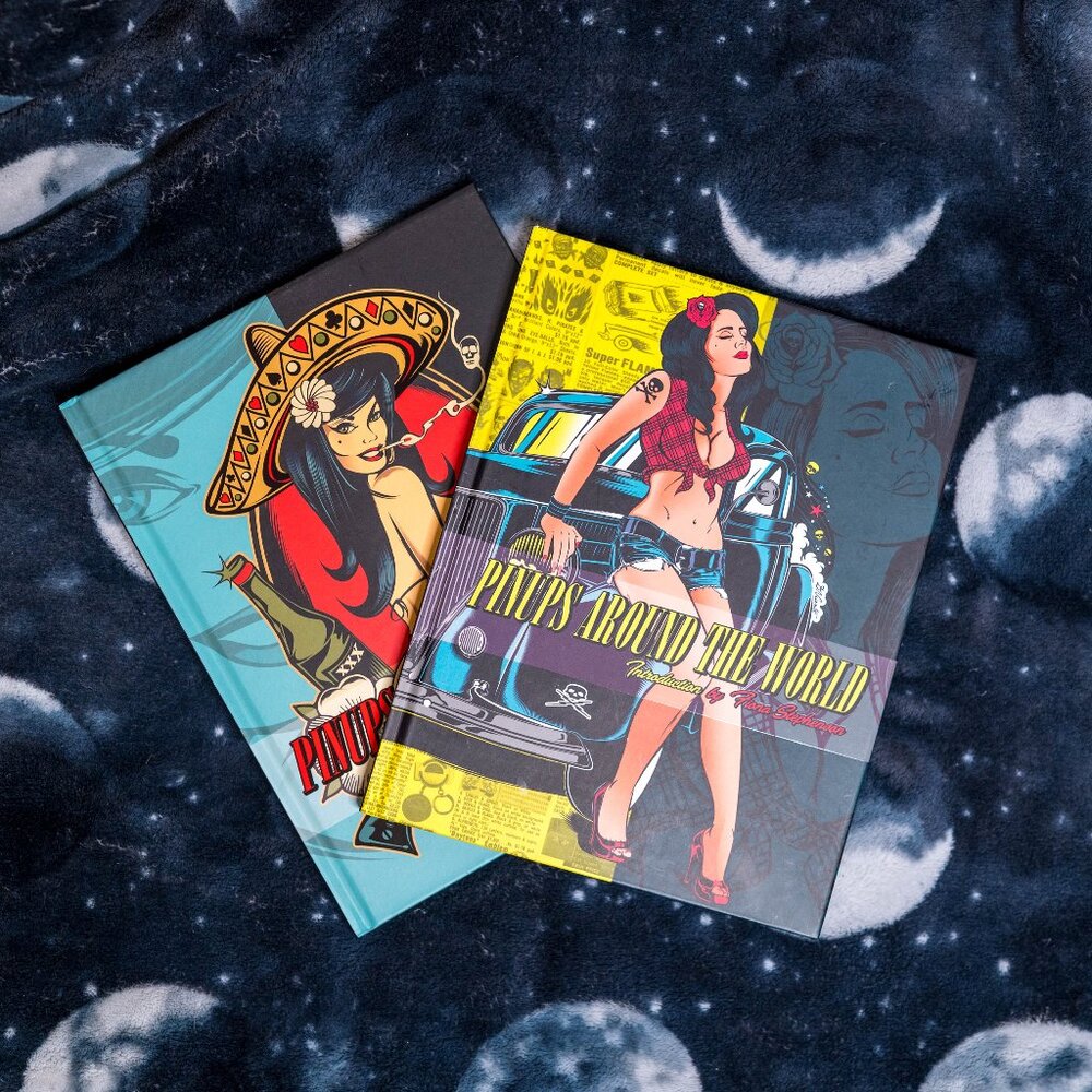 Pinups Past & Present Hardcover Book Set - Like New